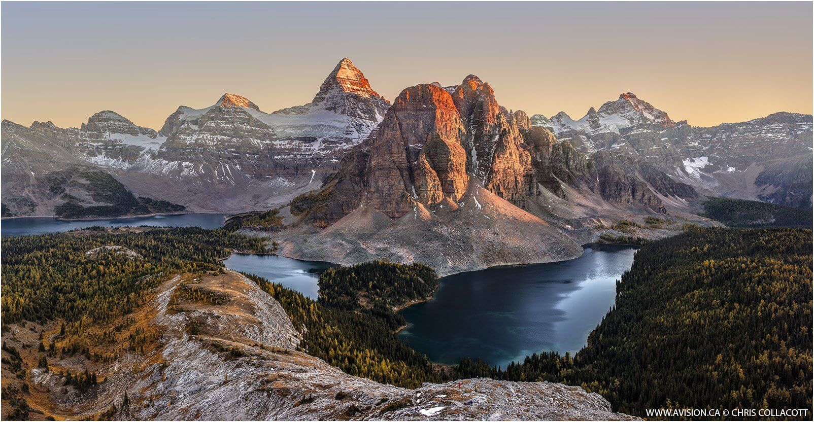 « Tout-Puissant Assiniboine », Colombie-Britannique - Chris Collacott