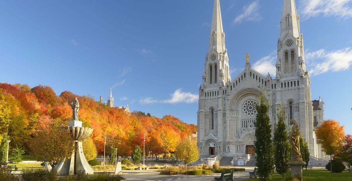 "The Basilica in Autumn", Québec - Jérémie LeBlond Fontaine